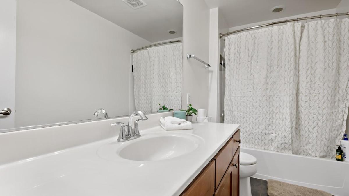 Aparthotel The Voya - Navy Yard