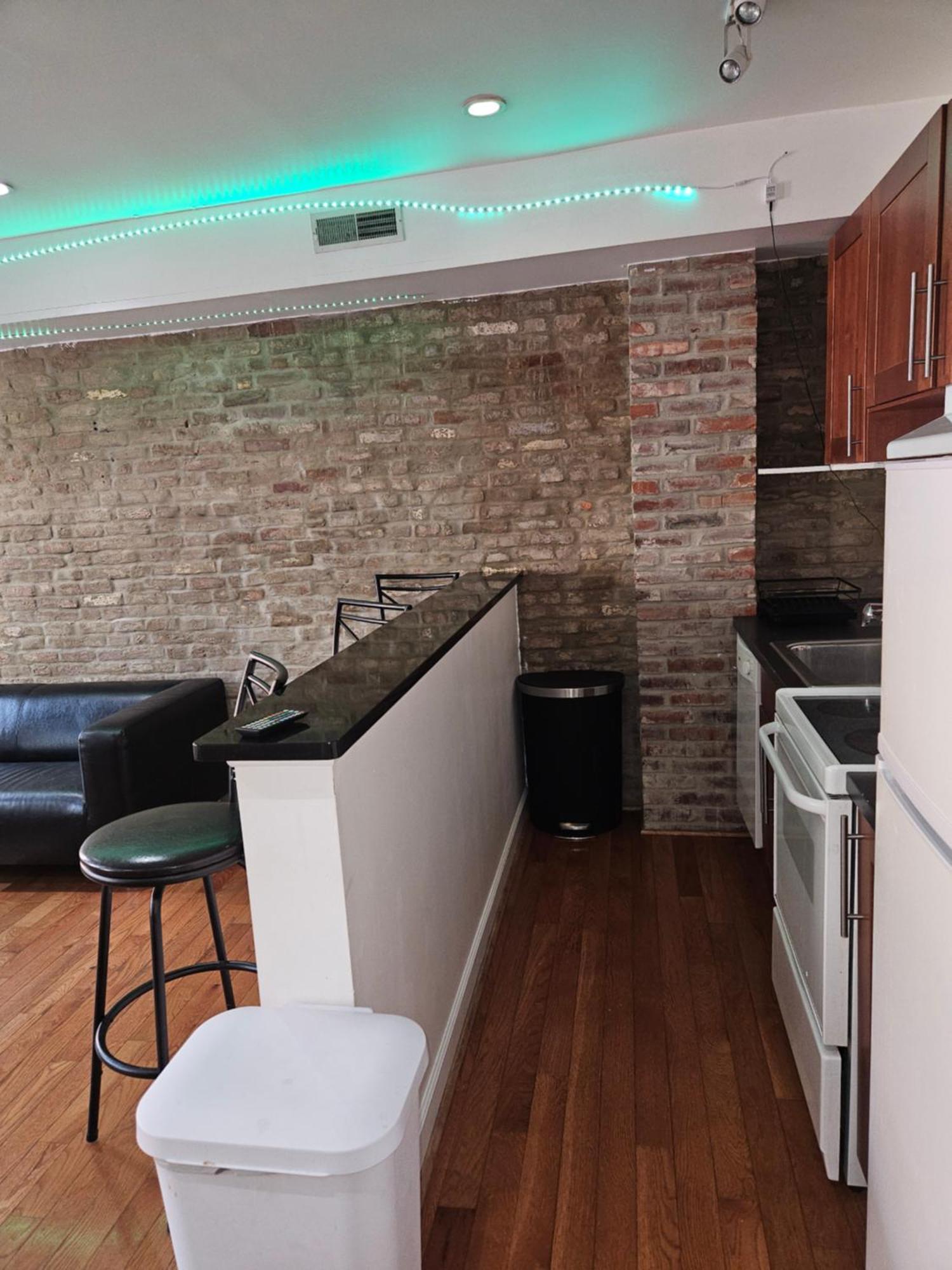 Dc Playhouse Bed & Breakfast