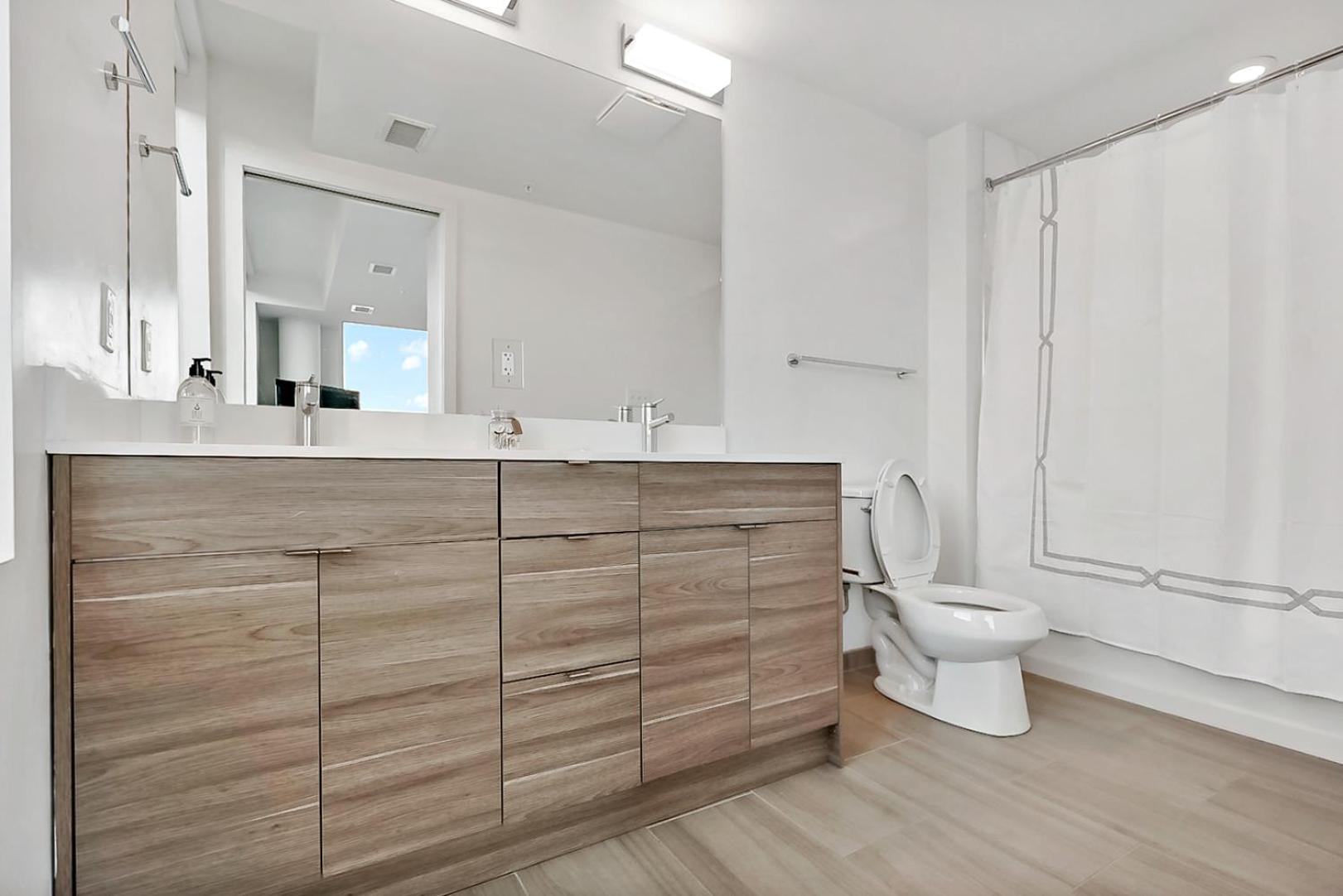 Hala Dc Aparthotel *