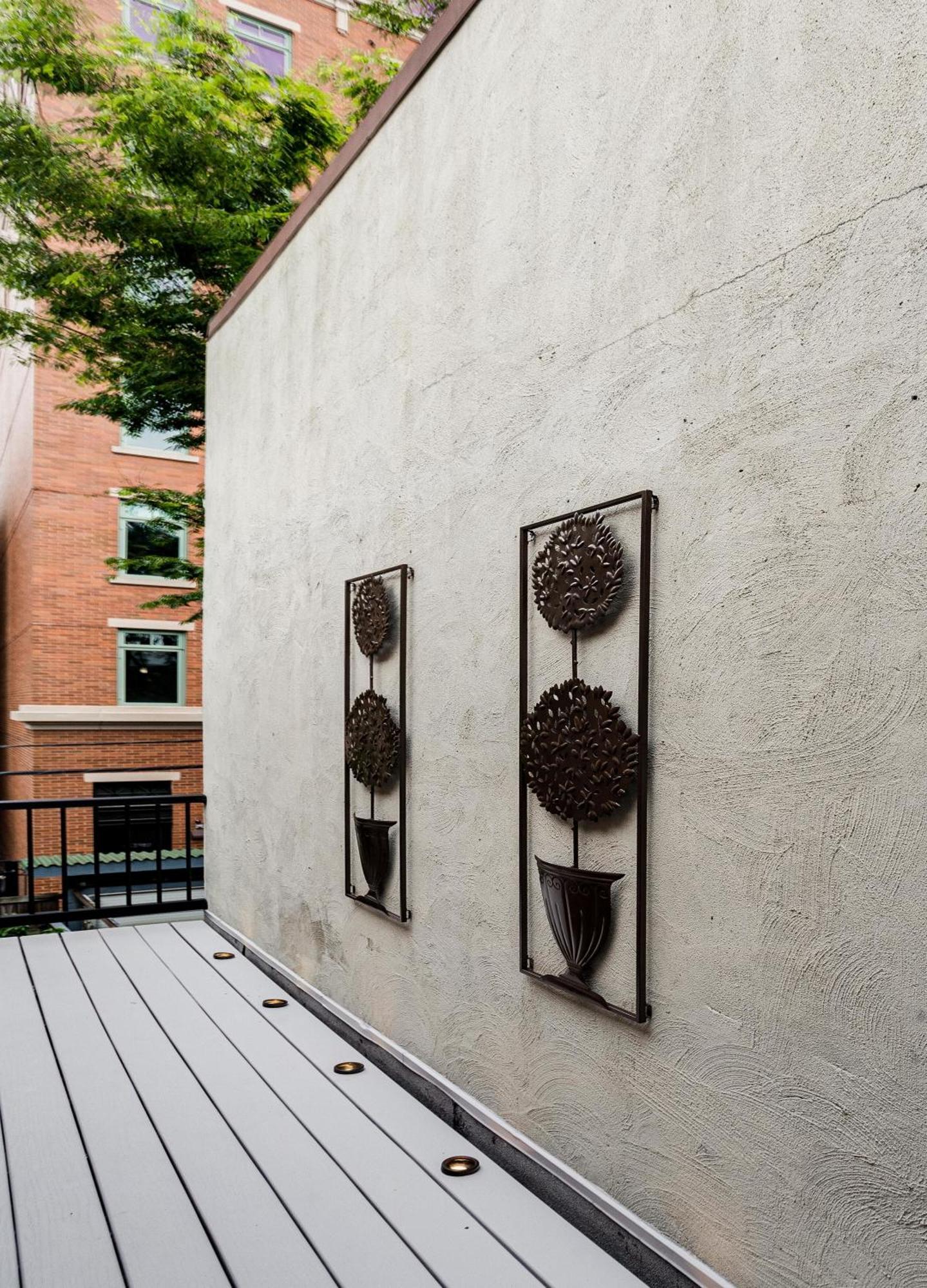 Holiday home Modern 1 Block From Metro Subway Minutes To Capital, Museums And National Mall