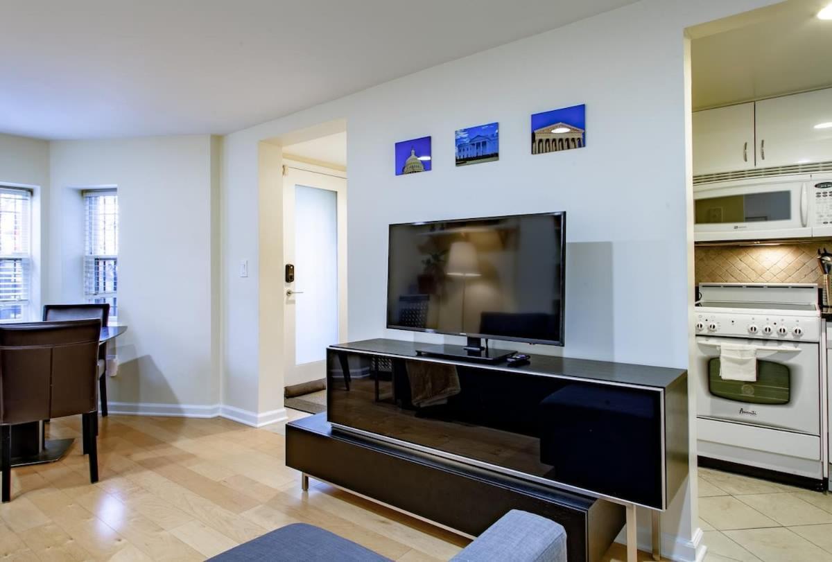 Apartment Gem Off Of 14th St Nw Near U St & Logan Circle Washington