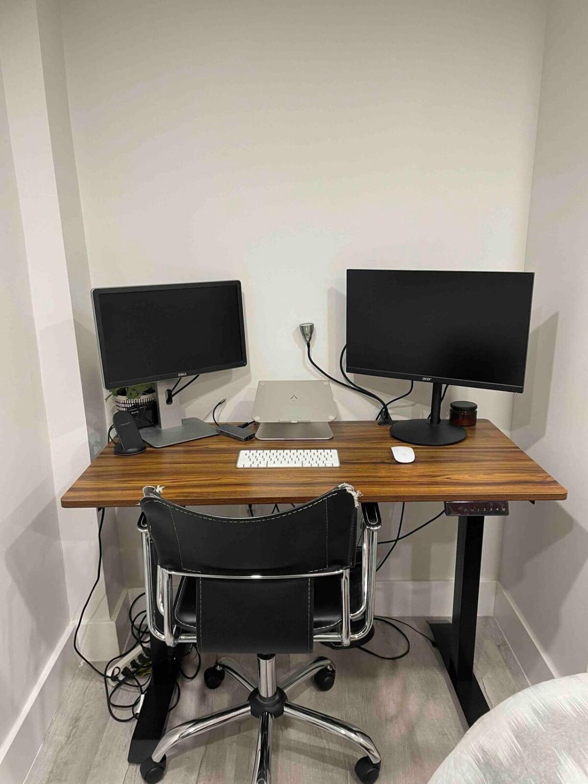 Stylish Basement Perfect For Long Apartment Washington