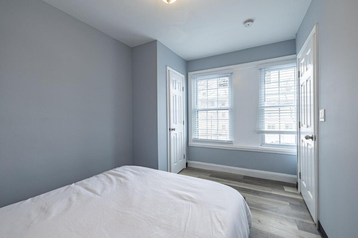 Apartment Modern In Dc 2-bedroom Washington