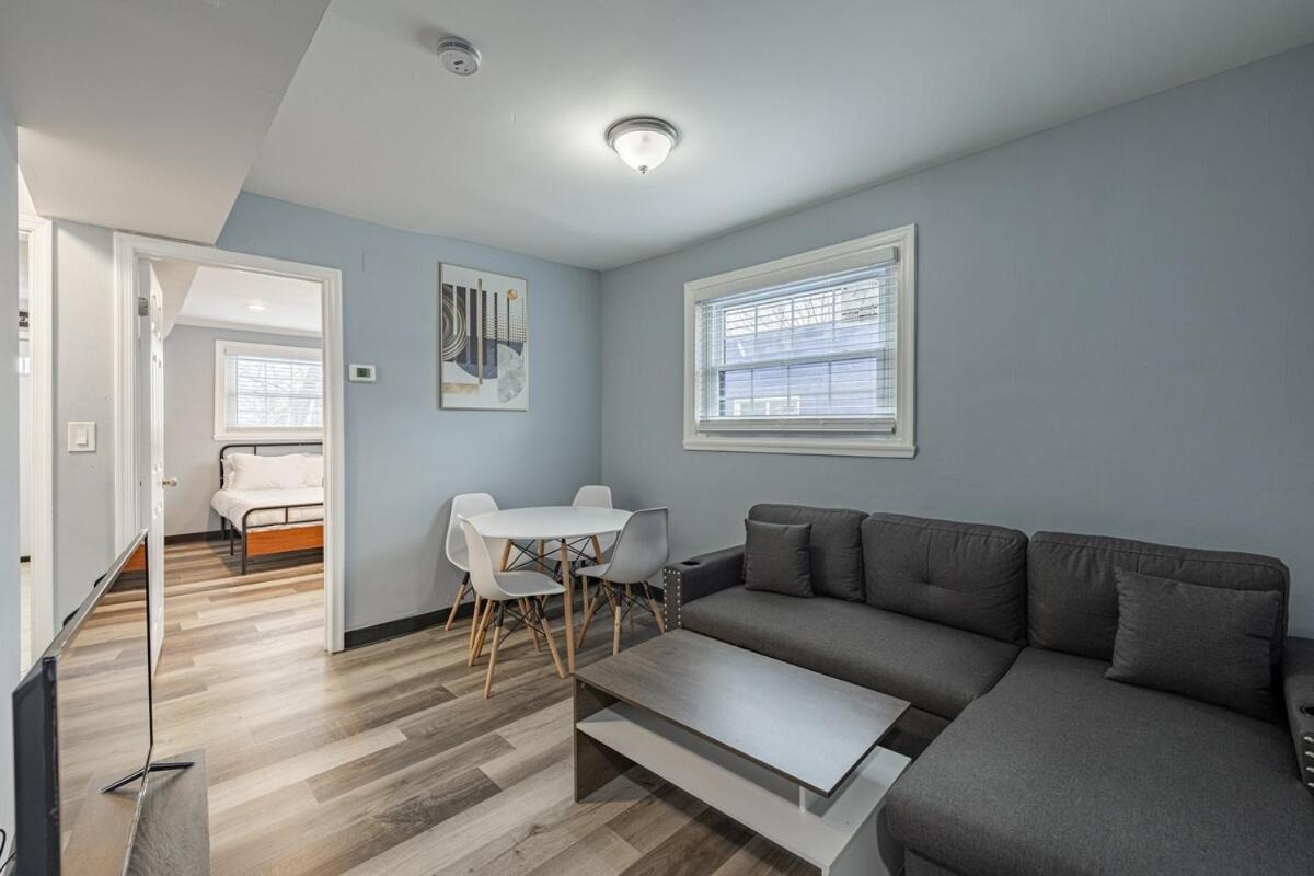 Modern In Dc 2-bedroom Apartment