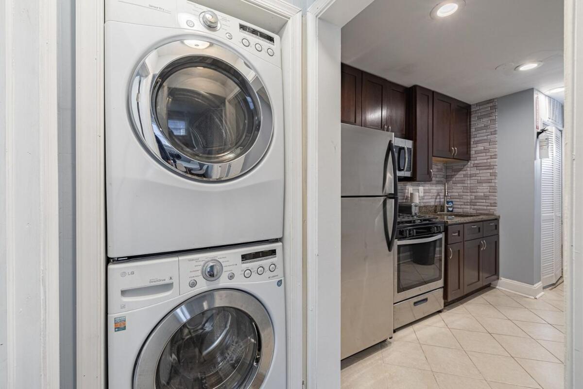 Modern In Dc 2-bedroom *