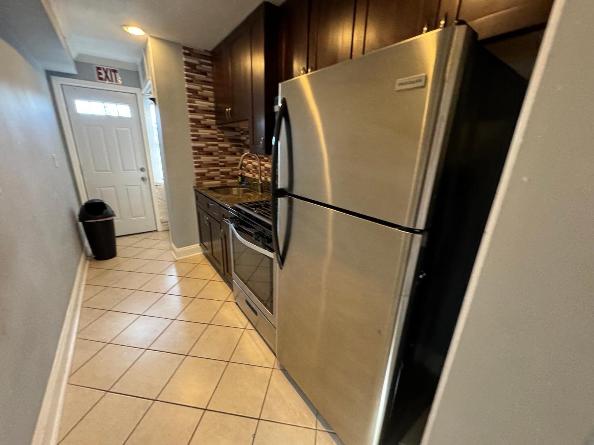 Modern In Dc 2-bedroom *