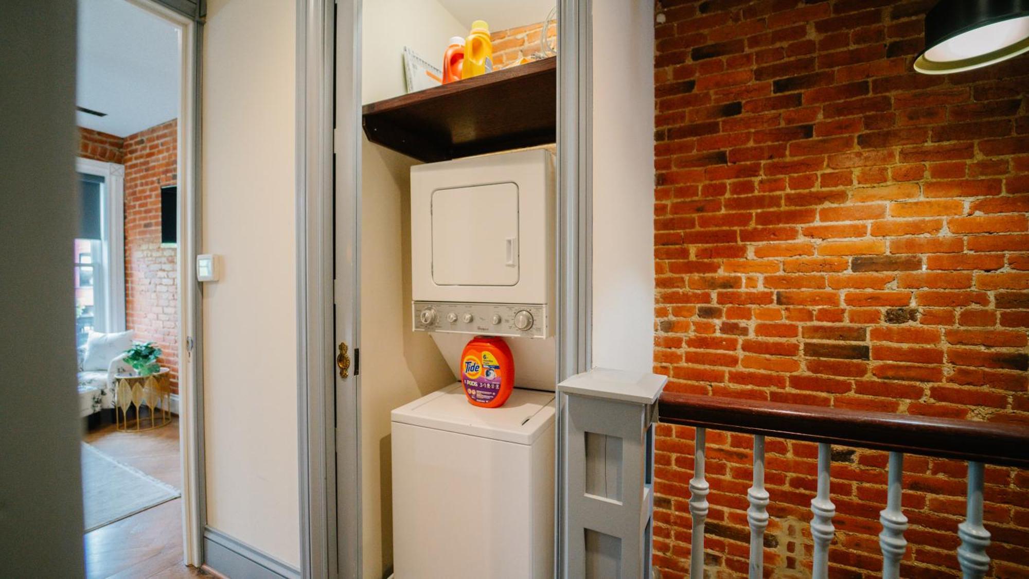 Cozy Vintage Escape 4br 4ba Near Dc Attractions! Holiday home