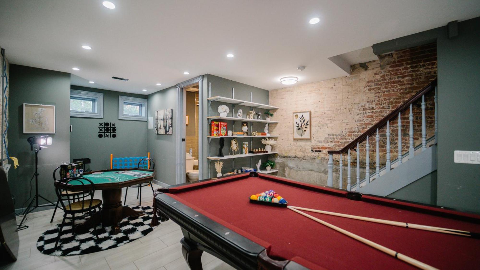Cozy Vintage Escape 4br 4ba Near Dc Attractions! Holiday home Washington
