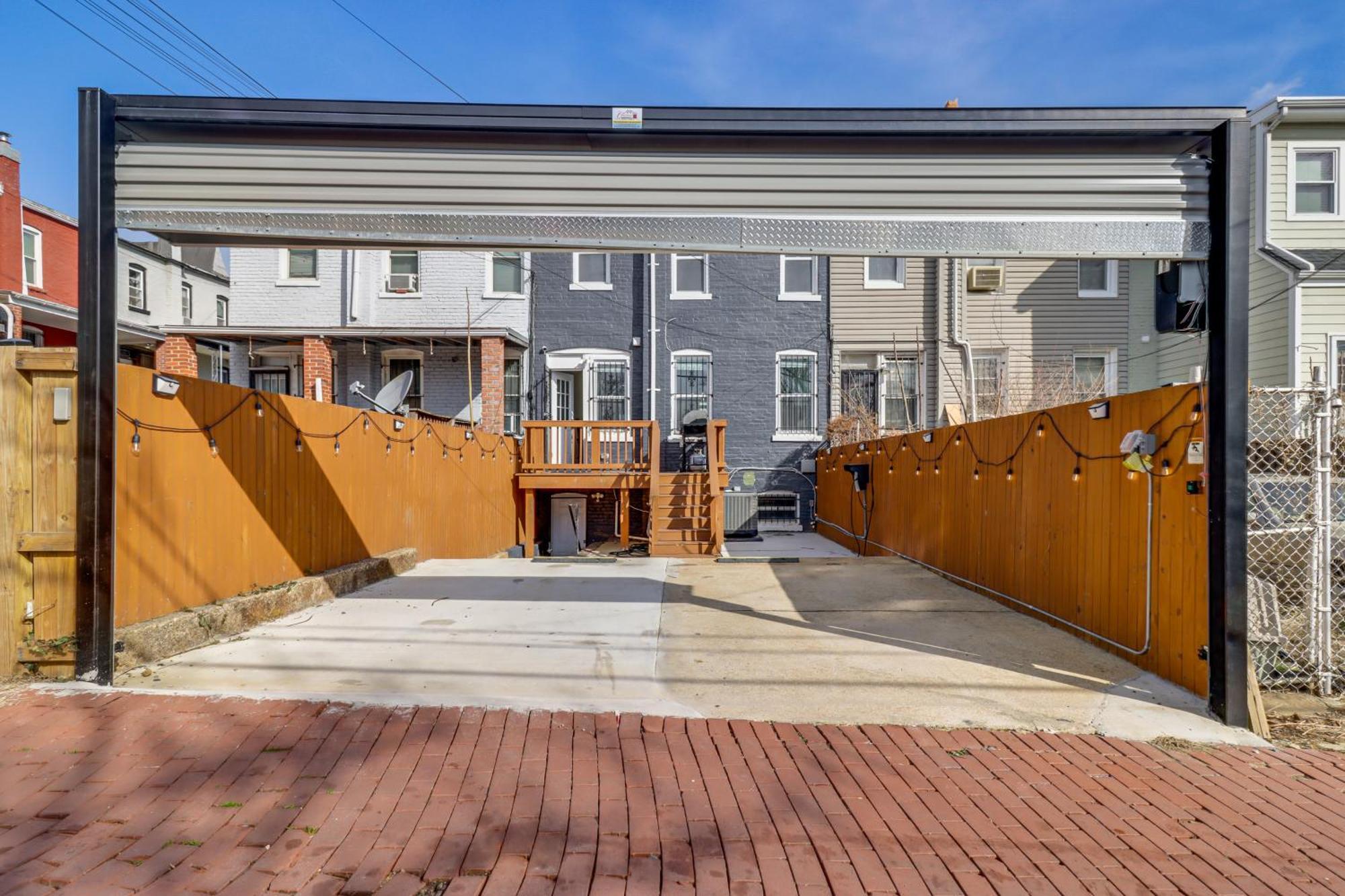 Less Than 1 Mi To Howard Townhome With Deck Holiday home *