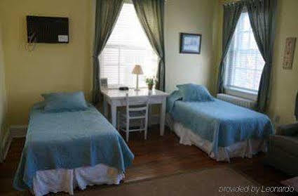 Adam's Bed & Breakfast