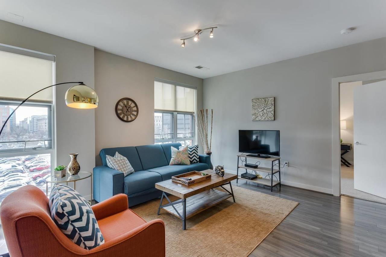 Two Bedroom On H Street Apartment Washington