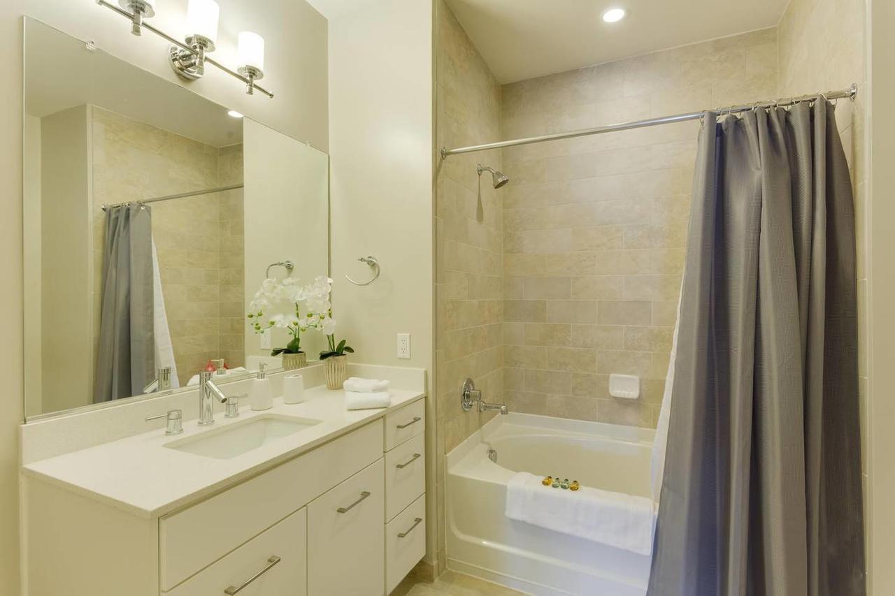 Two Bedroom On H Street