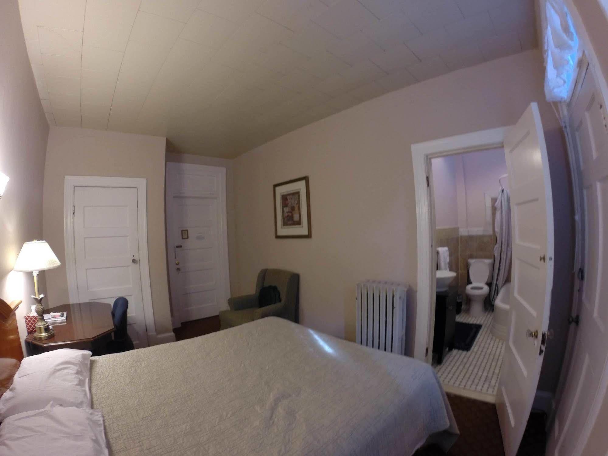 Bed & Breakfast Kalorama 3*