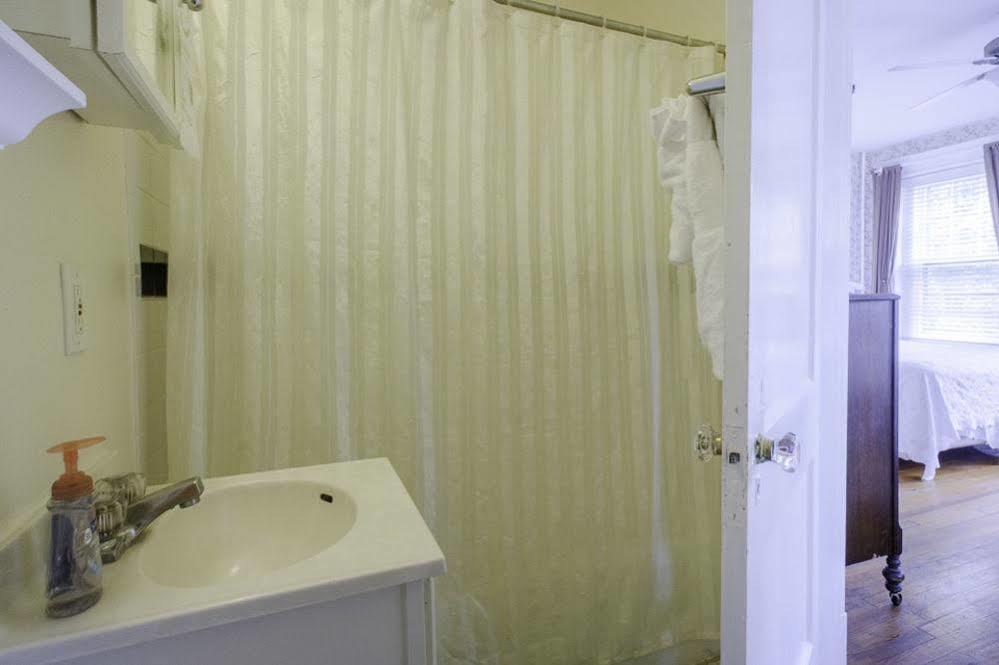 Adam's Bed & Breakfast Washington