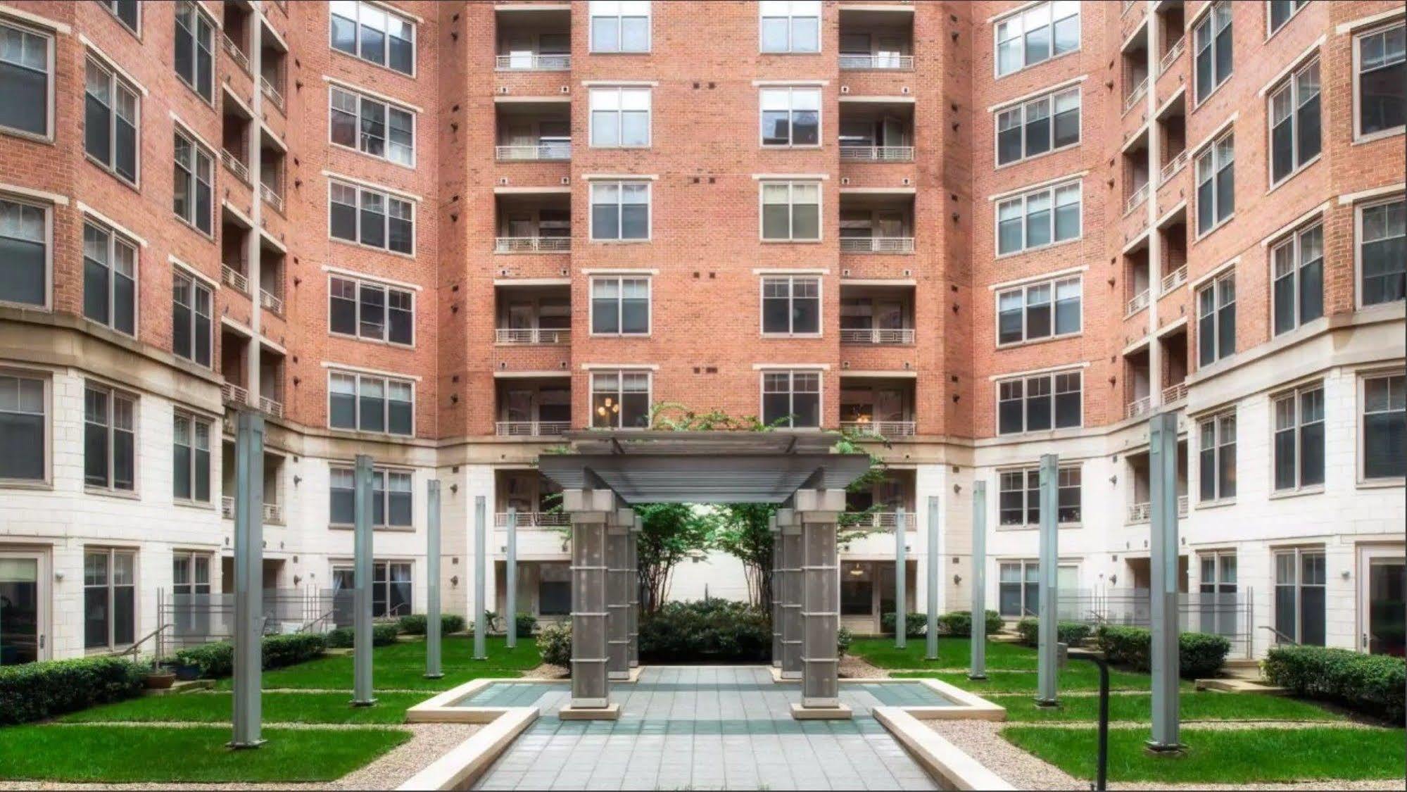 Aparthotel Global Luxury At M Street 4*