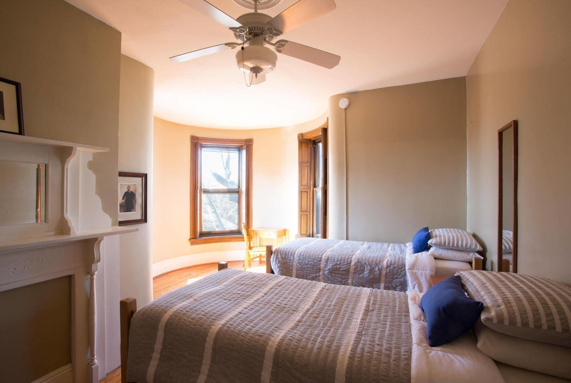 Found Places Capitol Hill 3* Washington