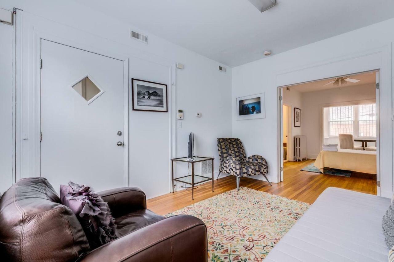 Cozy Brookland Near Metro Catholic University Apartment *
