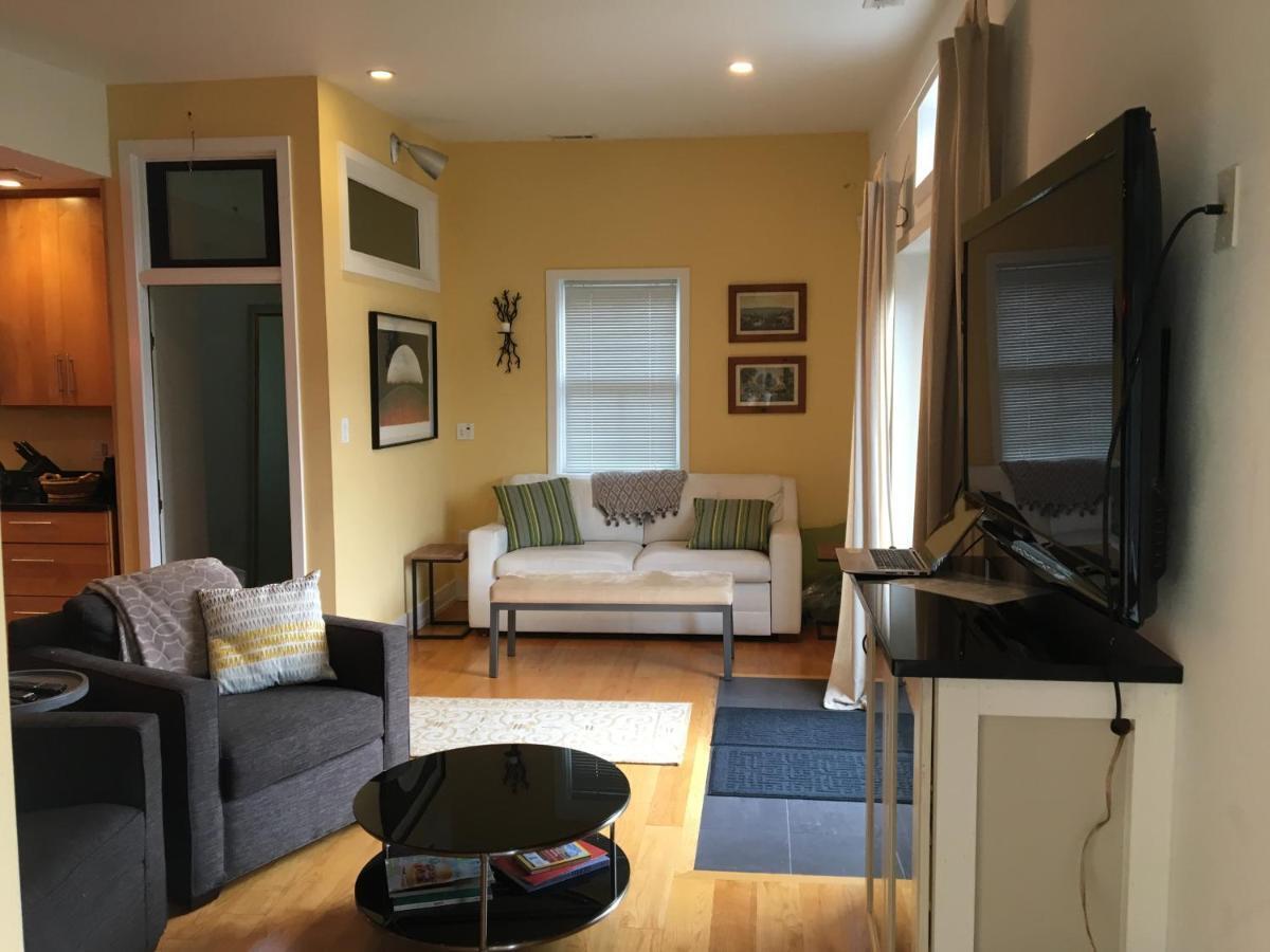 Luxury Fire House - Memorable Stay! Metro Parking Lofts 