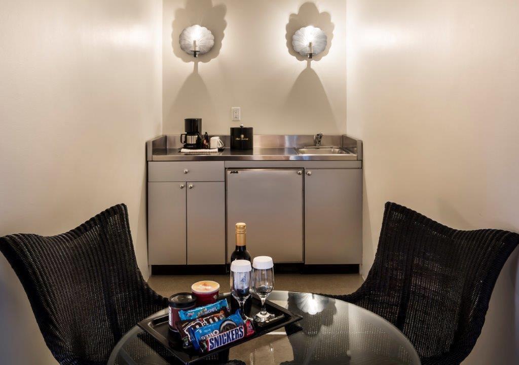 Lombardy Hotel